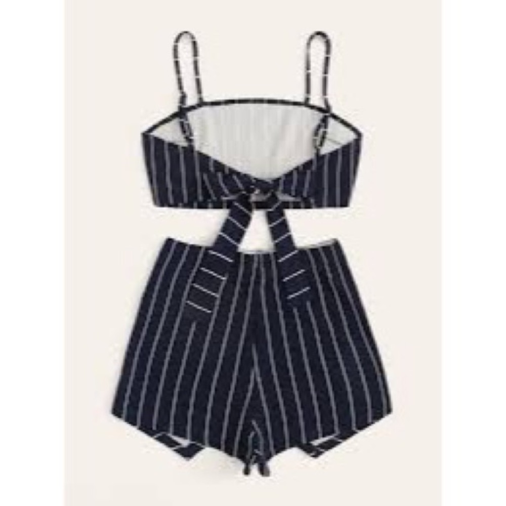 ✨SHEIN STRIPED TWO-PIECE OUTFIT✨ - Picture 2 of 7
